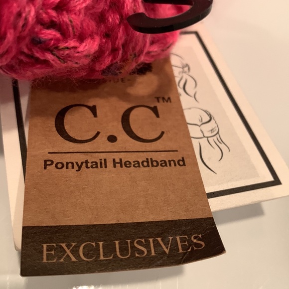 C.C Ponytail Headband Pink & Karma Crew Socks NWT - Picture 6 of 6